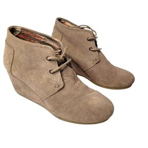 Toms Desert Wedge Size  7.5